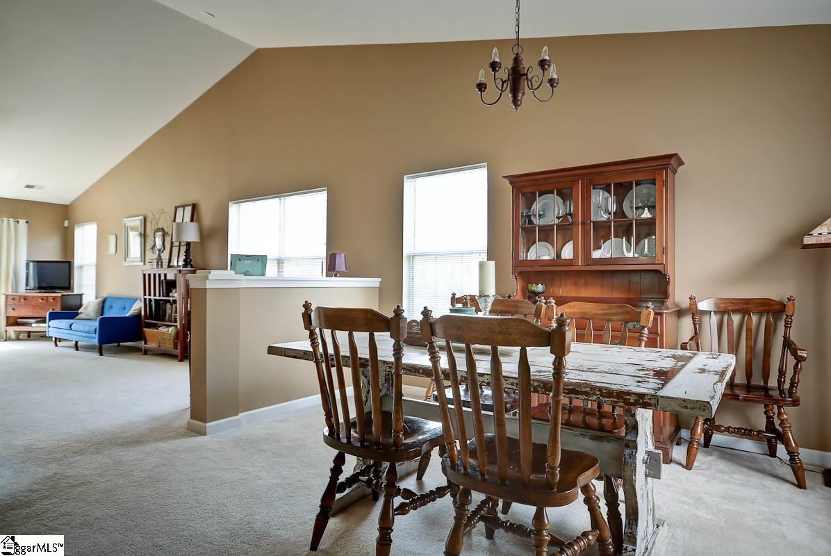 121 Hawkesbury Road Simpsonville, SC 29681 - Photo 5 of 26 Gallery Image 5