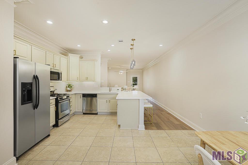 18639 Perkins Road, Unit 18 Prairieville, LA 70769 - Photo 4 of 23