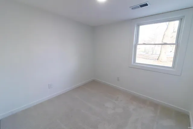 $199,999 | 204 North Hendericks Street, Warren, IN 46792