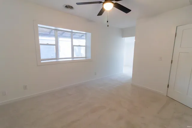 $199,999 | 204 North Hendericks Street, Warren, IN 46792