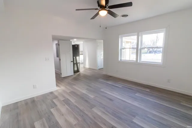 $199,999 | 204 North Hendericks Street, Warren, IN 46792