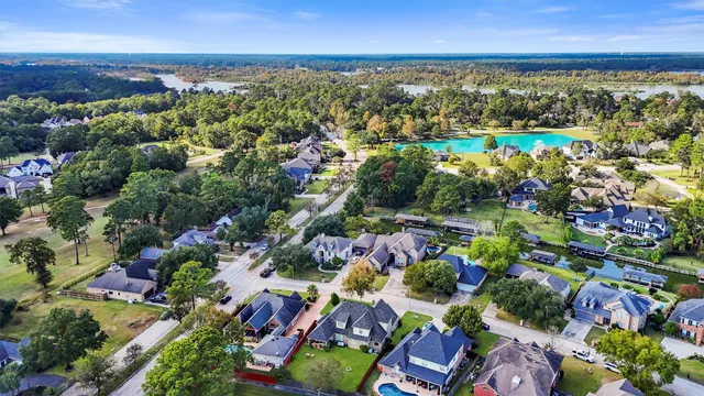 view of city and green space