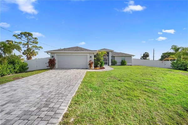 $324,900 | 1611 Southwest Embers Terrace, Cape Coral, FL 33991