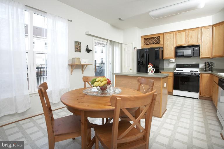 9429 Fields Road Gaithersburg, MD 20878 - Photo 13 of 30 Kitchen