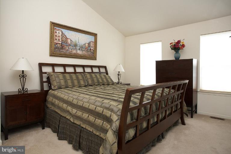 9429 Fields Road Gaithersburg, MD 20878 - Photo 24 of 30 Bedroom (Master)