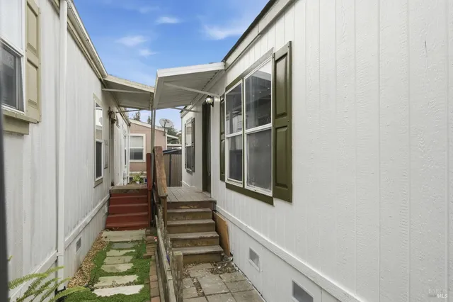 $200,000 | 3455 Santa Rosa Avenue, Unit 8, Santa Rosa, CA 95407