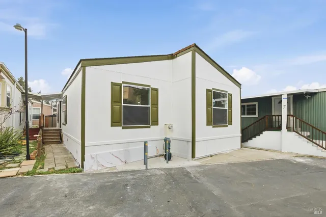 $200,000 | 3455 Santa Rosa Avenue, Unit 8, Santa Rosa, CA 95407