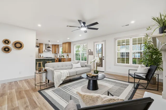 $565,000 | 110 Holbrook Lane, Goose Creek, SC 29445