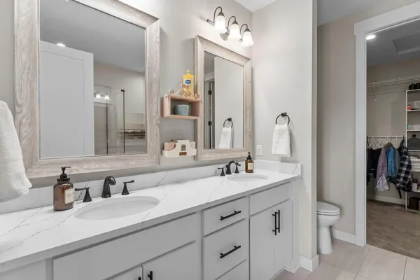 $650,000 | 15668 Cobblestone Lake Parkway, Apple Valley, MN 55124
