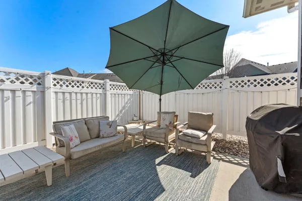 $650,000 | 15668 Cobblestone Lake Parkway, Apple Valley, MN 55124