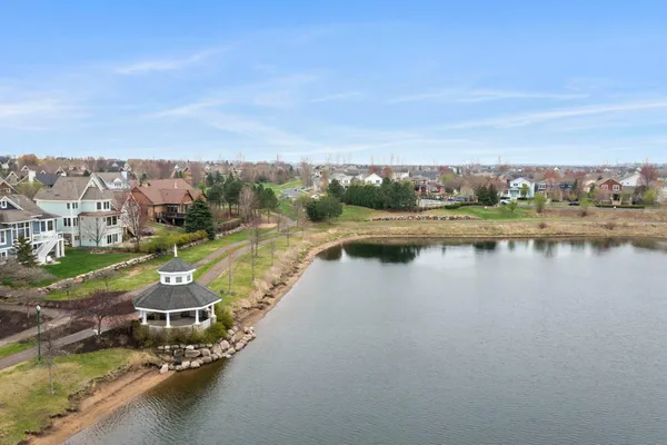 $650,000 | 15668 Cobblestone Lake Parkway, Apple Valley, MN 55124