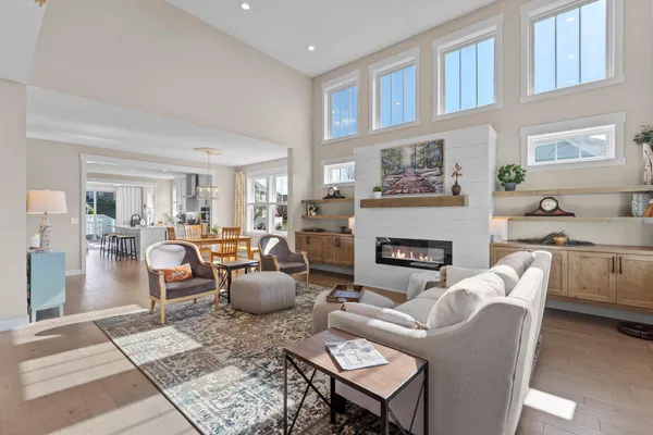 $650,000 | 15668 Cobblestone Lake Parkway, Apple Valley, MN 55124