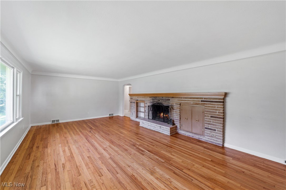 29650 North Hilltop Road Orange, OH 44022 - Photo 4 of 34