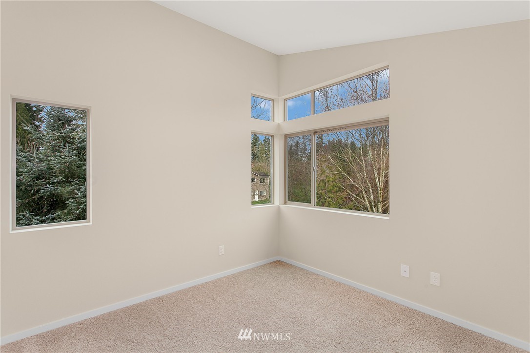 18707 107th Avenue Southeast Renton, WA 98055 - Photo 13 of 23 Gallery Image 13