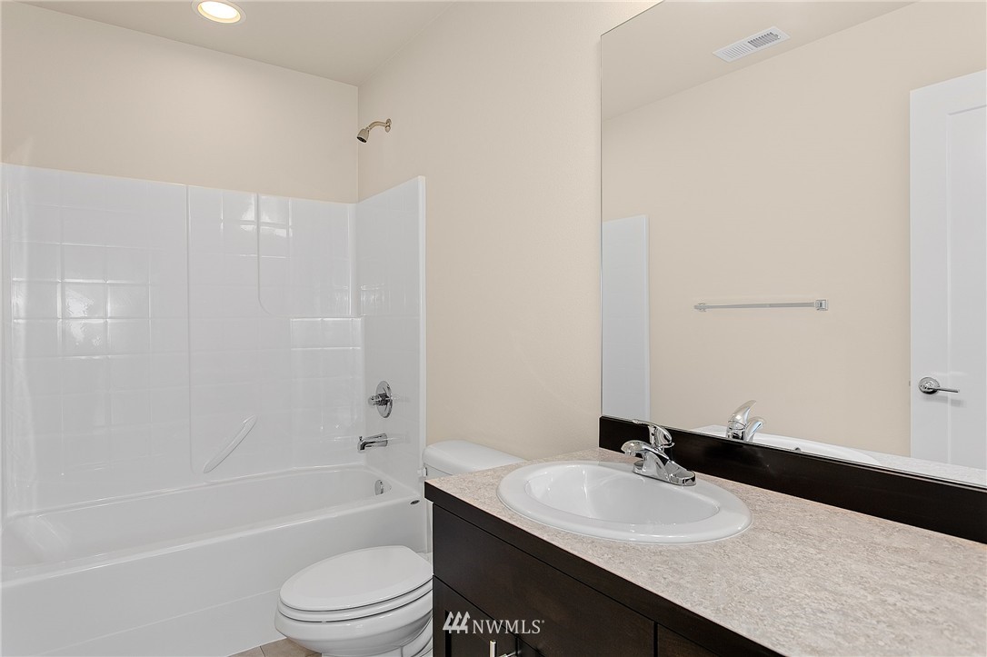 18707 107th Avenue Southeast Renton, WA 98055 - Photo 14 of 23 Gallery Image 14