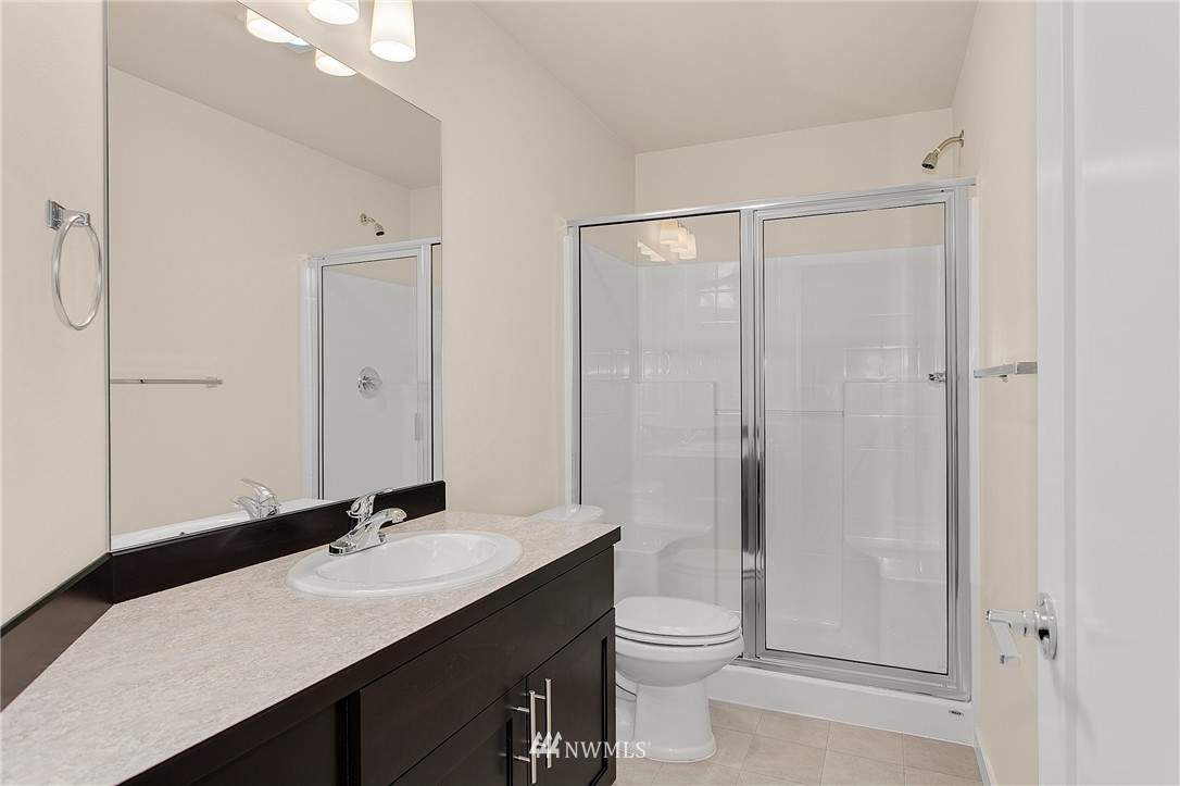 18707 107th Avenue Southeast Renton, WA 98055 - Photo 18 of 23 Gallery Image 18