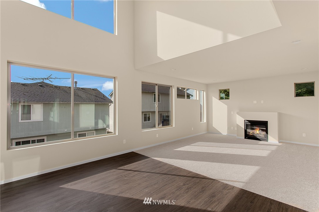 18707 107th Avenue Southeast Renton, WA 98055 - Photo 6 of 23 Gallery Image 6