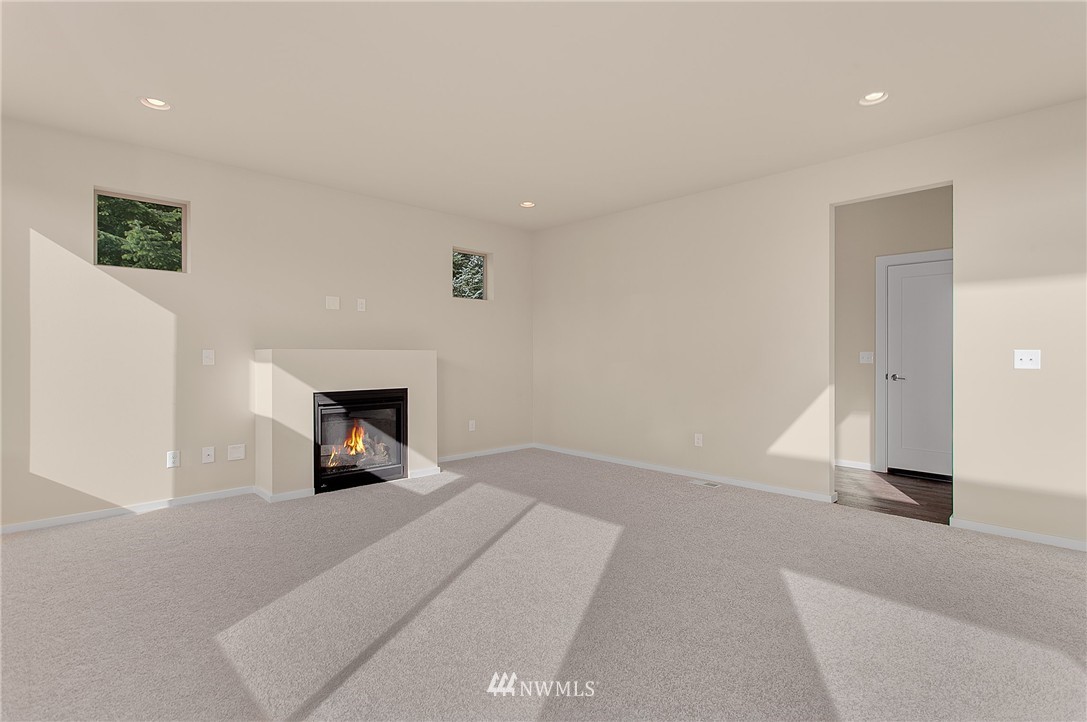 18707 107th Avenue Southeast Renton, WA 98055 - Photo 7 of 23 Gallery Image 7