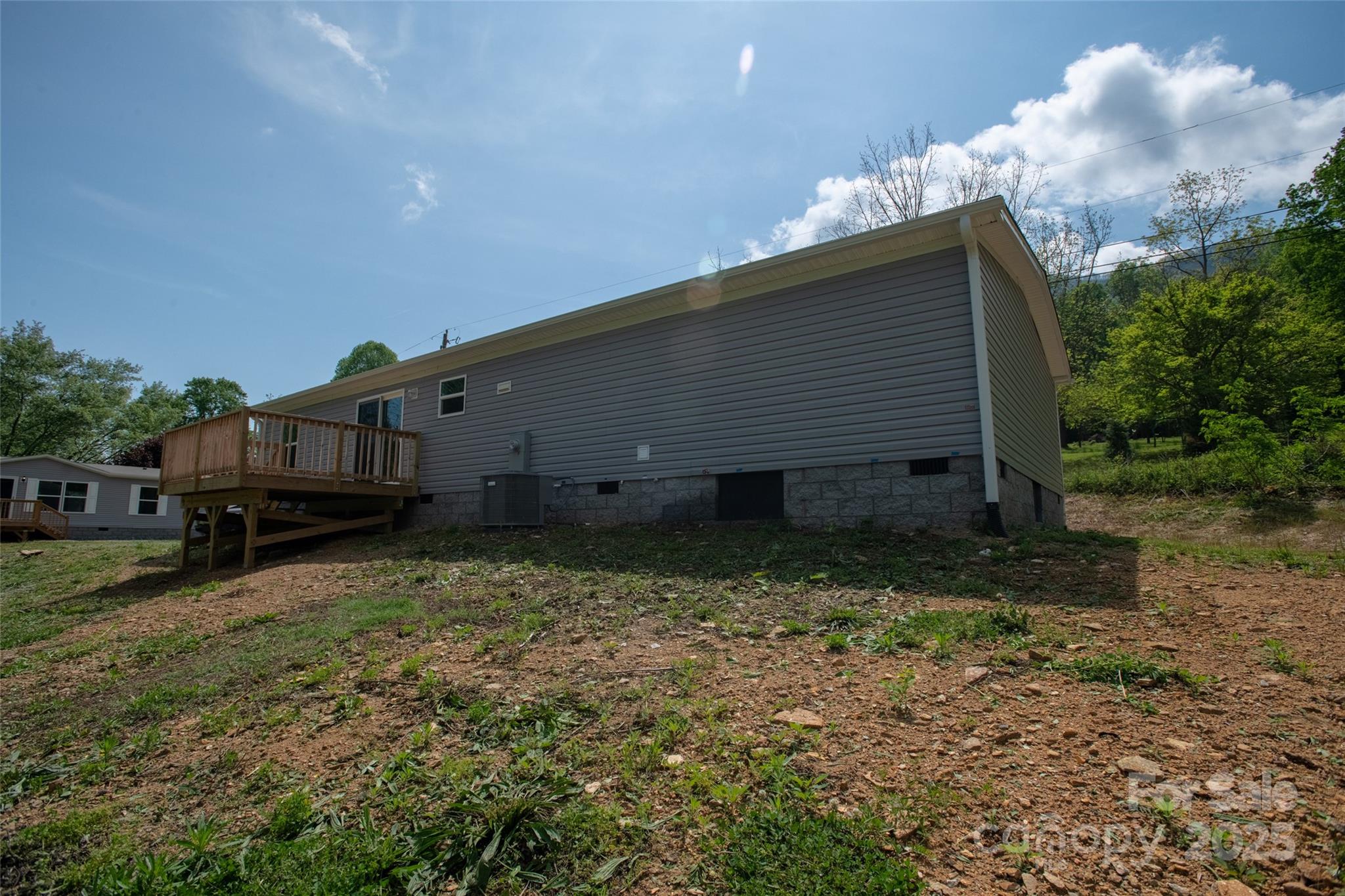 1455 Newfound Road Leicester, NC 28748 - Photo 45 of 47 a backyard of a house