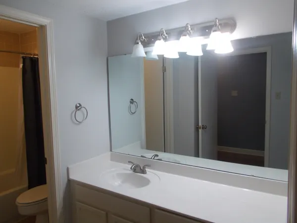 $131,500 | 109 North Main Street, Unit 1207, Memphis, TN 38103