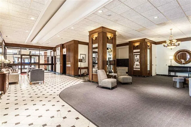 $144,800 | 109 North Main Street, Unit 1207, Memphis, TN 38103