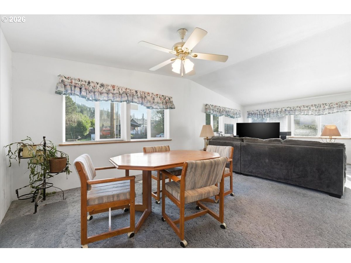 341 South 9th Street Kalama, WA 98625 - Photo 11 of 47