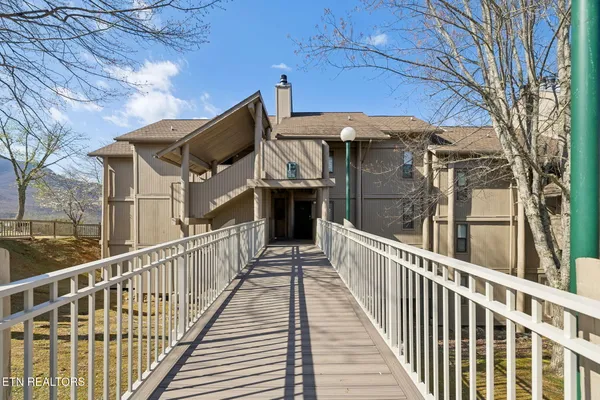 $170,000 | 3710 Weber Road, Unit 207E, Gatlinburg, TN 37738