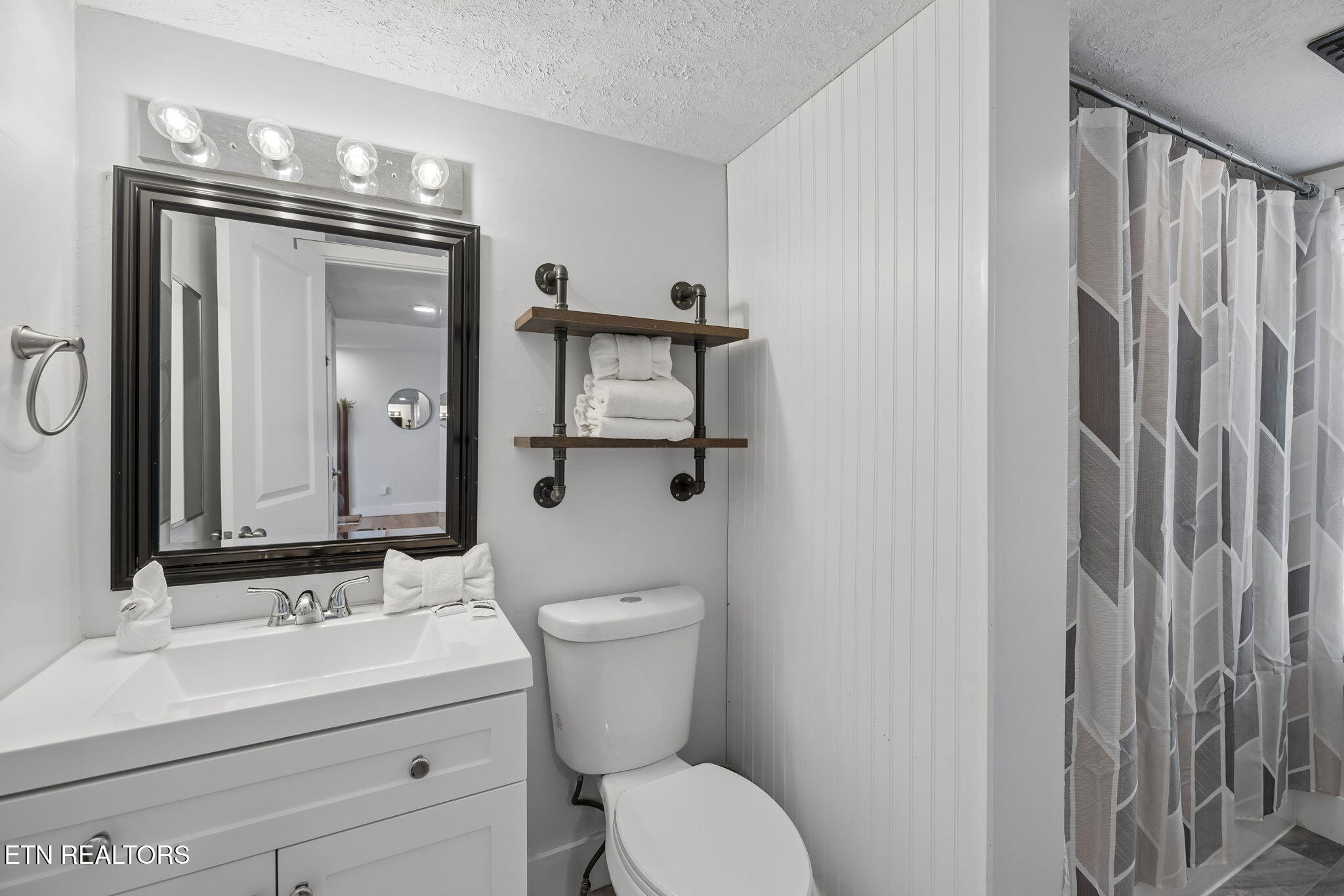 3710 Weber Road, Unit 207E Gatlinburg, TN 37738 - Photo 13 of 24 20-3710 Weber Rd E207 - 020