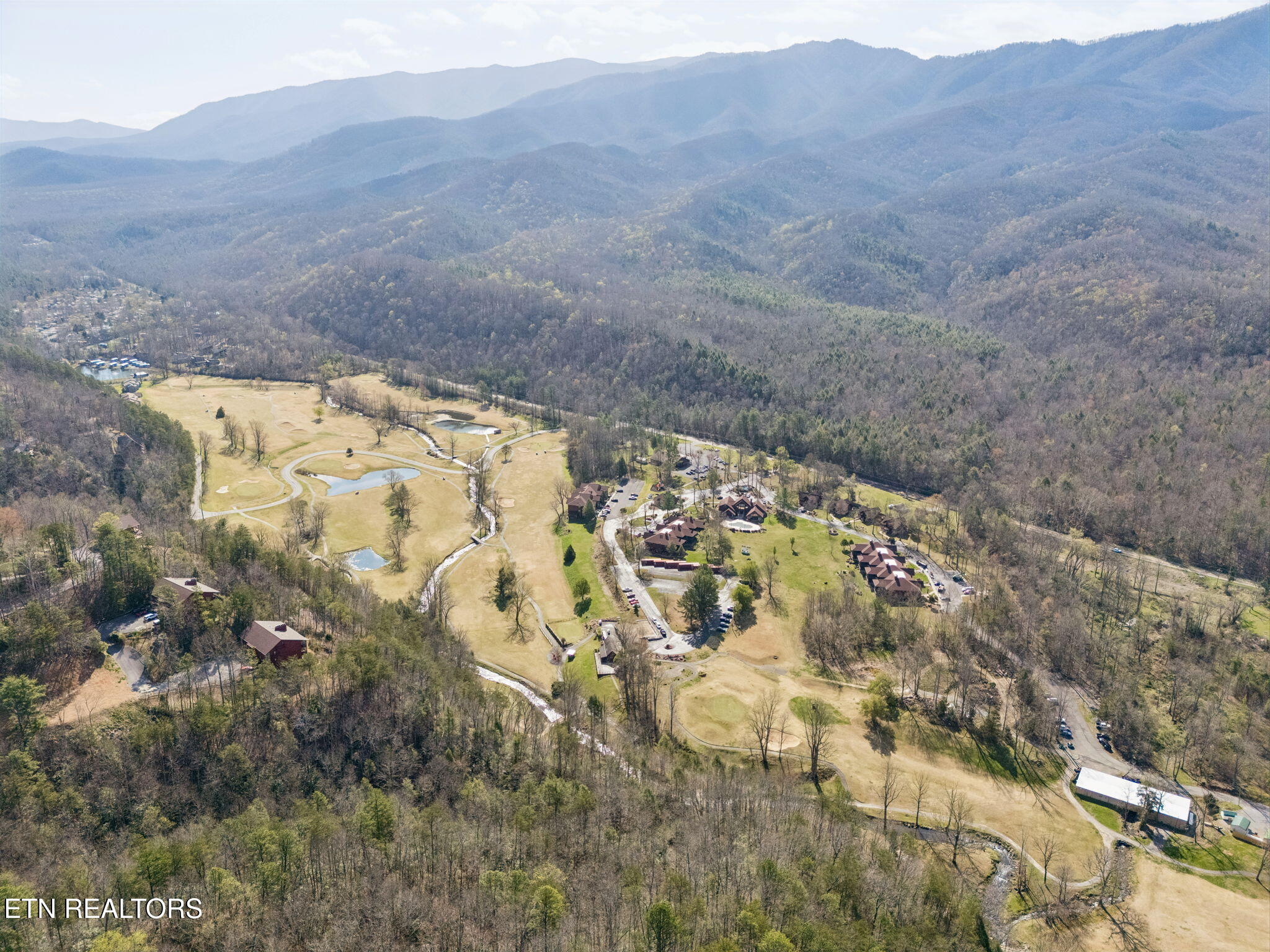 3710 Weber Road, Unit 207E Gatlinburg, TN 37738 - Photo 16 of 24 30-3710 Weber Rd E207 - 030