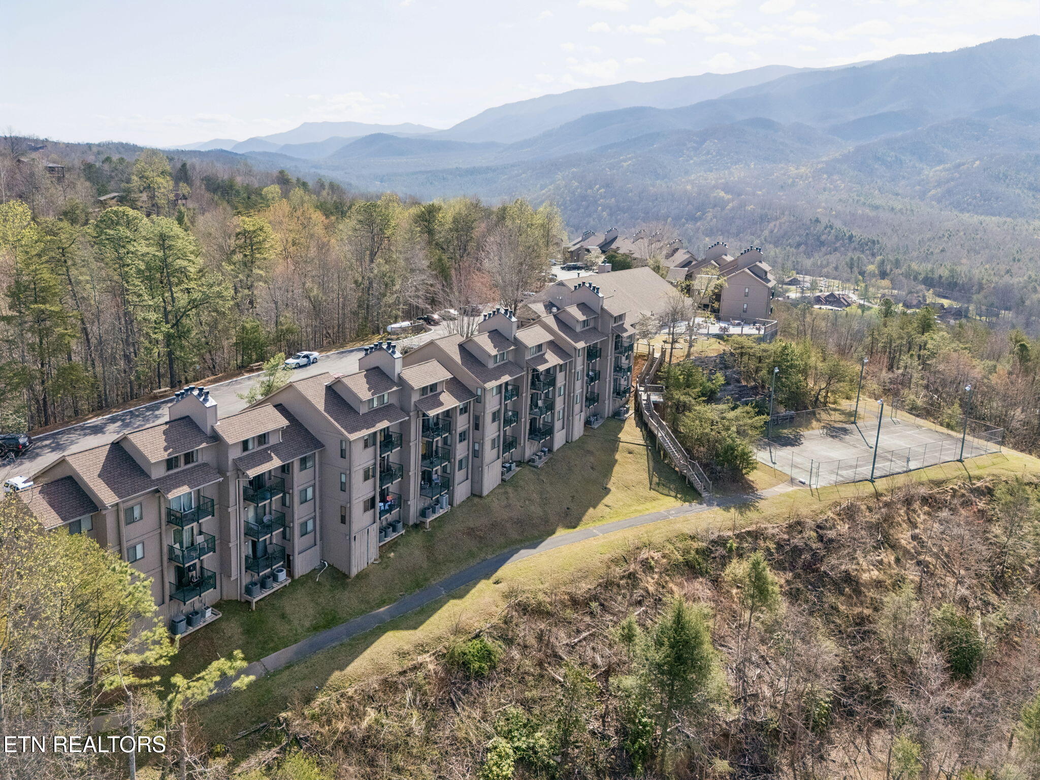 3710 Weber Road, Unit 207E Gatlinburg, TN 37738 - Photo 17 of 24 36-3710 Weber Rd E207 - 036