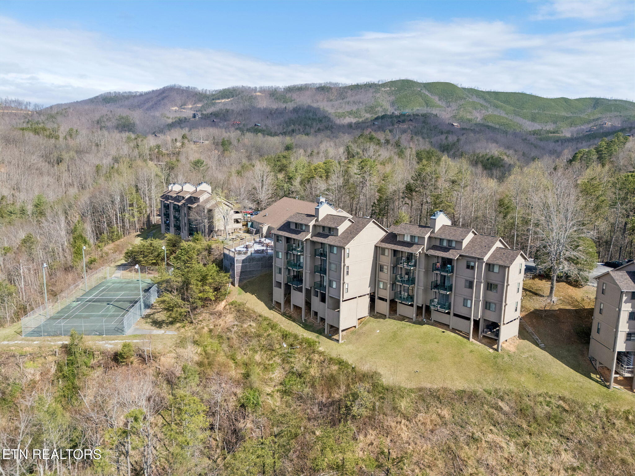 3710 Weber Road, Unit 207E Gatlinburg, TN 37738 - Photo 18 of 24 39-3710 Weber Rd E207 - 039