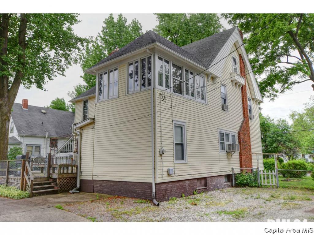 1025 West Edwards Street Springfield, IL 62704 - Photo 4 of 34 Gallery Image 4