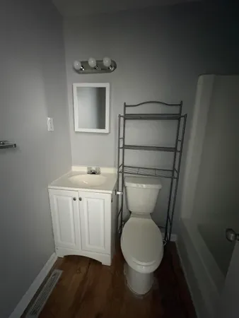 $1,300 | 502 6th Avenue North, Unit 5, Myrtle Beach, SC 29577