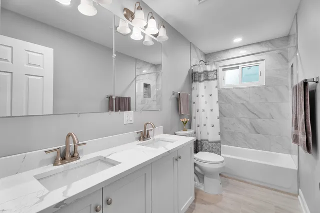 $397,900 | 5047 Forster Avenue, Schiller Park, IL 60176