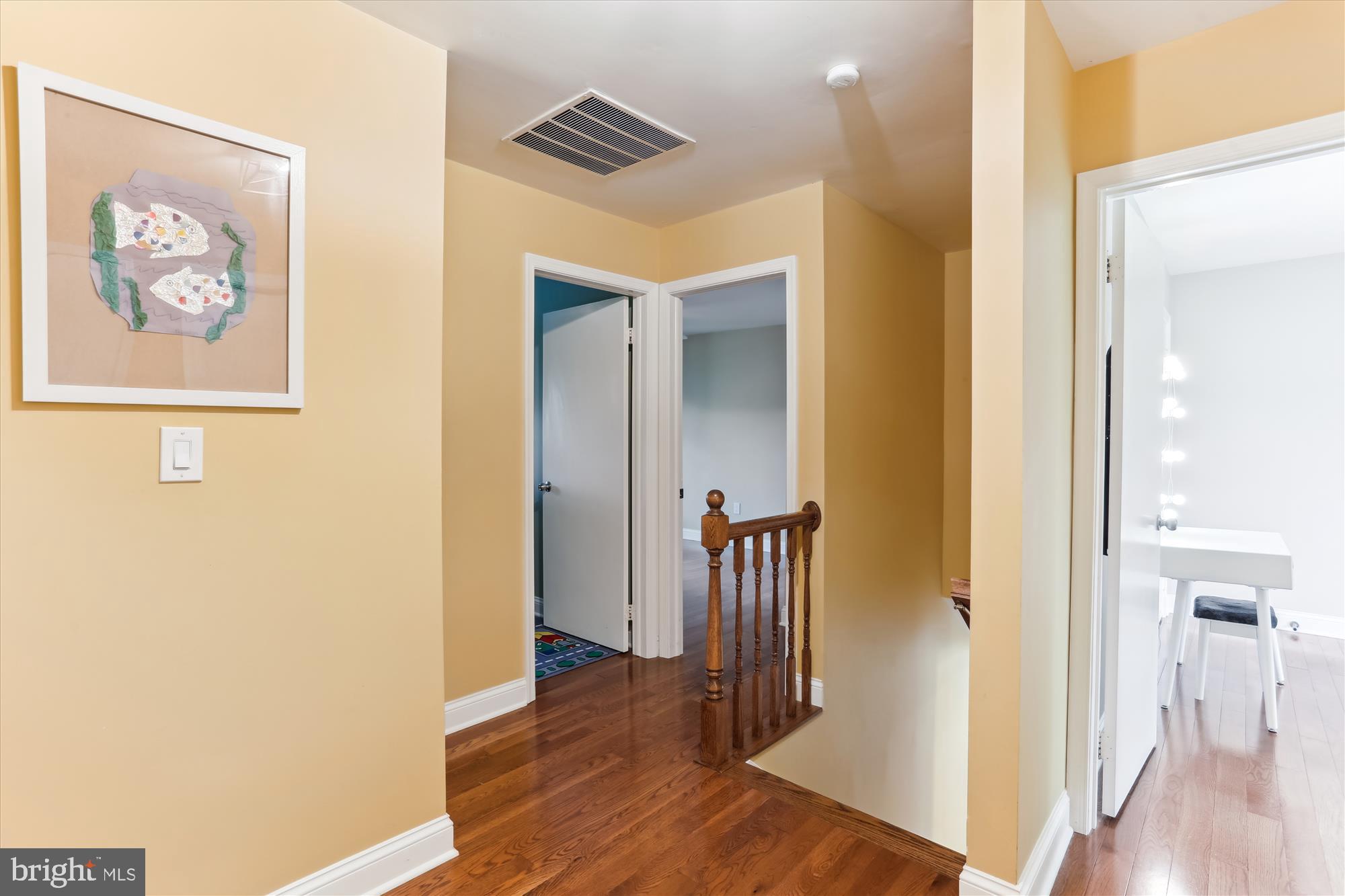 4 Eaglebrook Court Rockville, MD 20854 - Photo 32 of 83 Hall