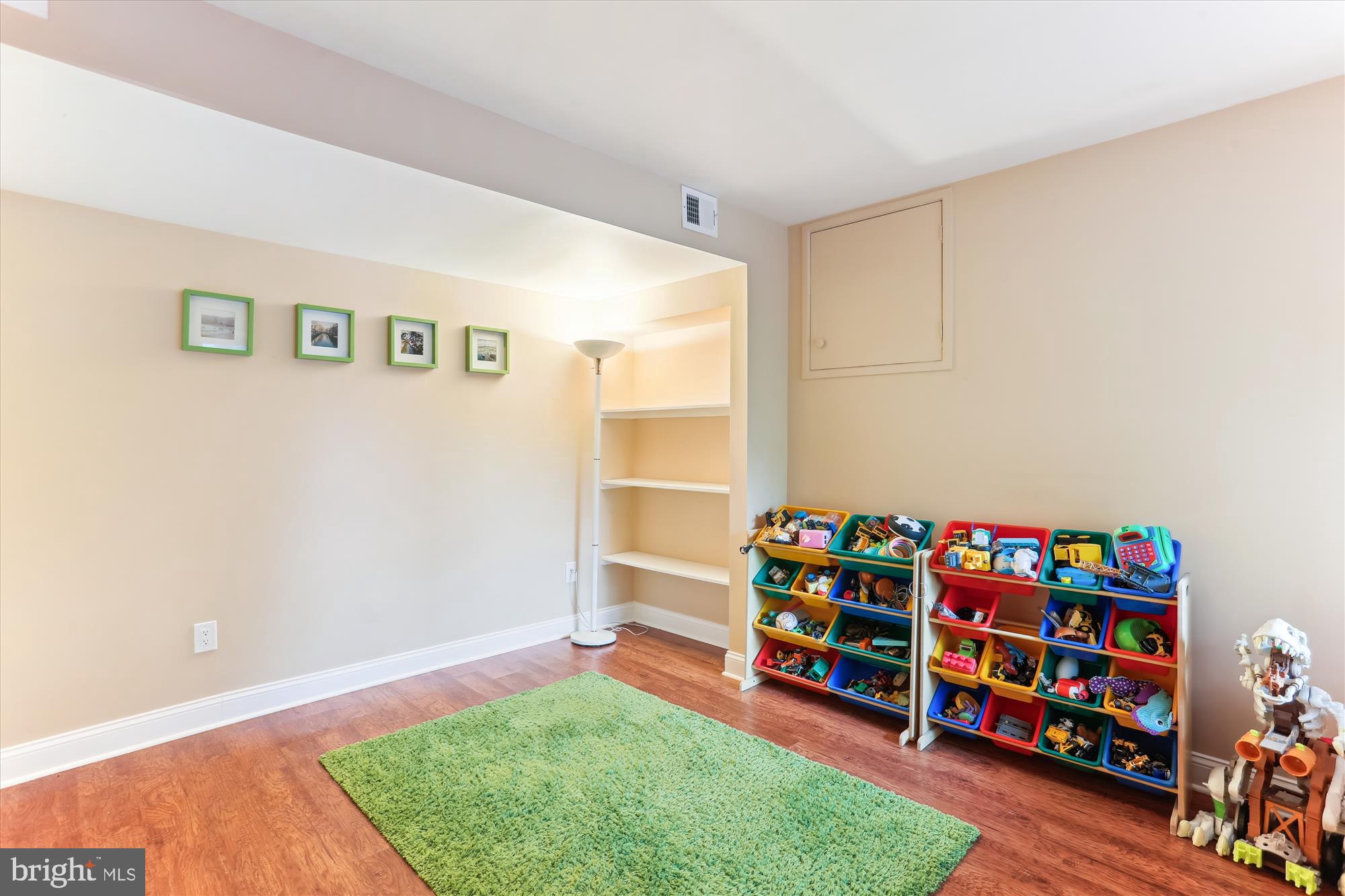 4 Eaglebrook Court Rockville, MD 20854 - Photo 65 of 83 a room with toys and wooden floor