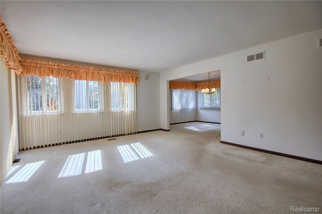 18000 Hannan Road New Boston, MI 48164 - Photo 13 of 33 Living_Room_2nd_View.jpg