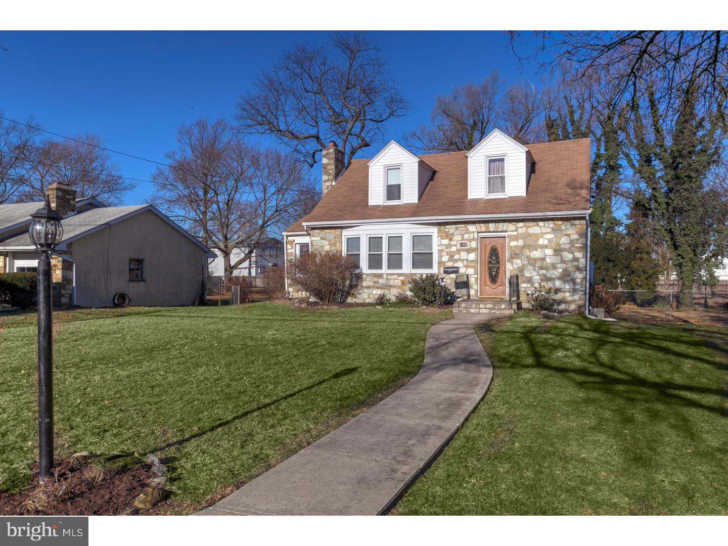 605 Lincoln Avenue Riverside, NJ 08075 - Photo 1 of 25