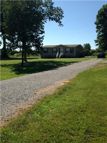 3069 Sims Road Shelbyville, TN 37160 - Photo 11 of 11 Another view of the front of the home