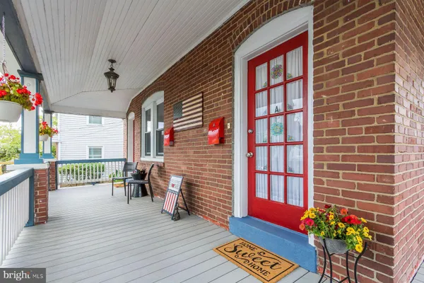 $589,900 | 235 East 2nd Street, Lansdale, PA 19446