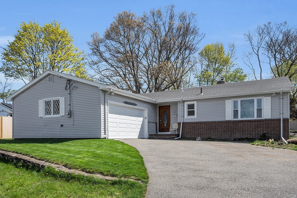 79 Moon Road Lynn, MA 01904 - Photo 1 of 34 Gallery Image 1