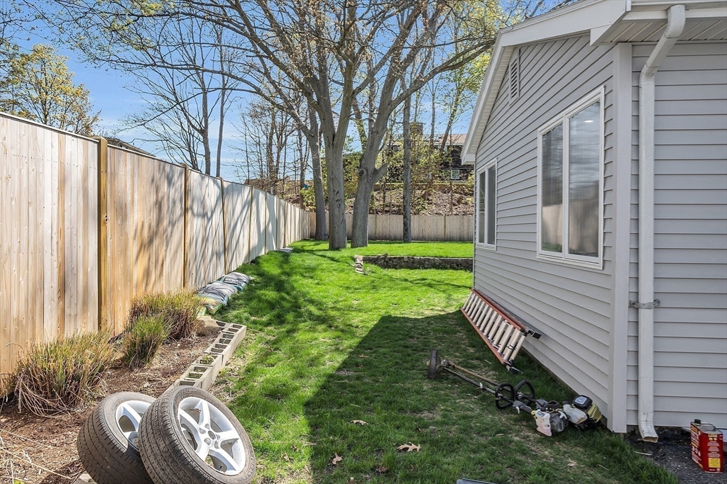 79 Moon Road Lynn, MA 01904 - Photo 28 of 34 Gallery Image 28