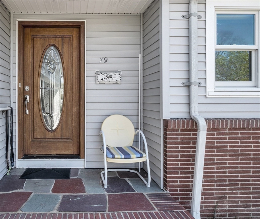 79 Moon Road Lynn, MA 01904 - Photo 3 of 34 Gallery Image 3