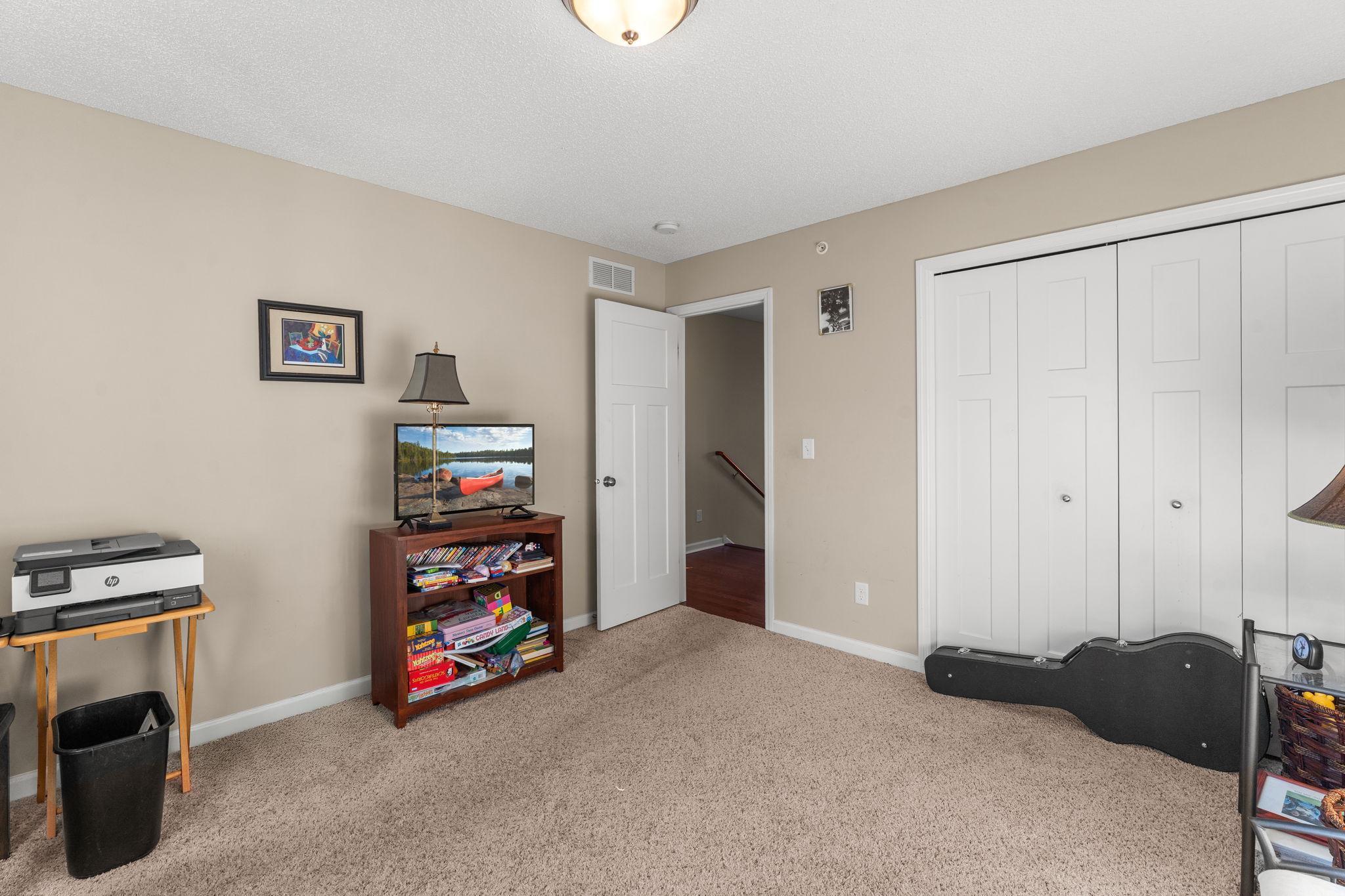 2606 Waterfall Way Northwest Prior Lake, MN 55372 - Photo 14 of 27