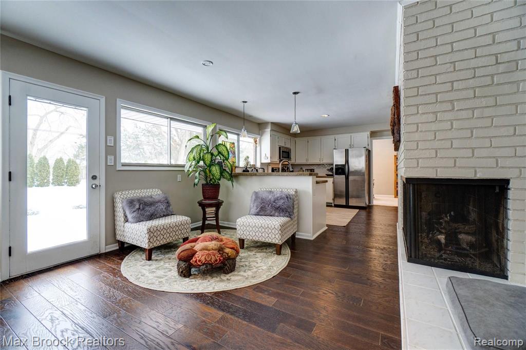 6865 Halyard Road Bloomfield Hills, MI 48301 - Photo 25 of 49