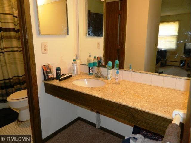 821 Smetana Road, Unit 8 Hopkins, MN 55343 - Photo 10 of 10 Gallery Image 10