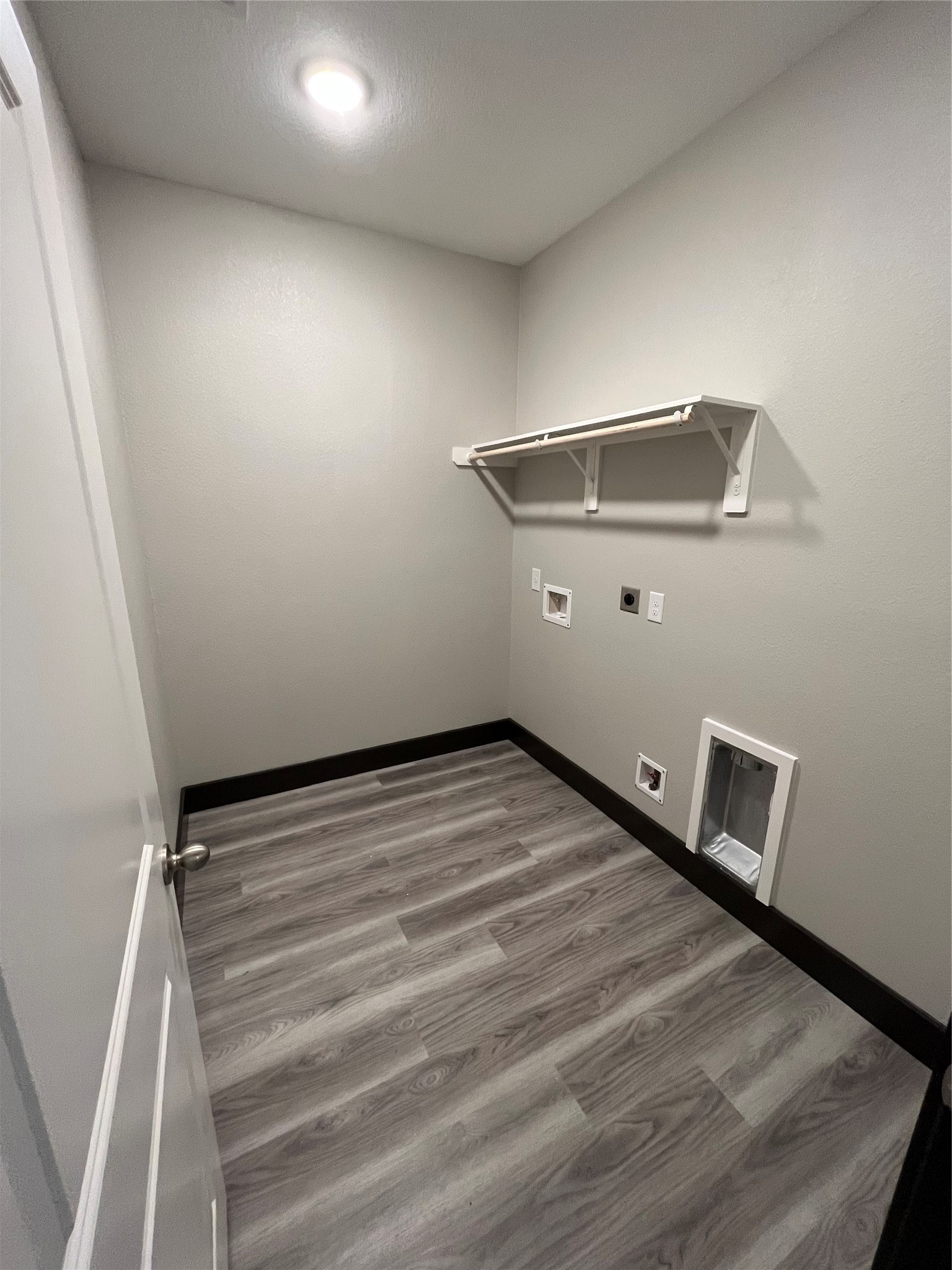 111 Heatherbrook Somerville, TX 77879 - Photo 9 of 11 a view of room with empty racks