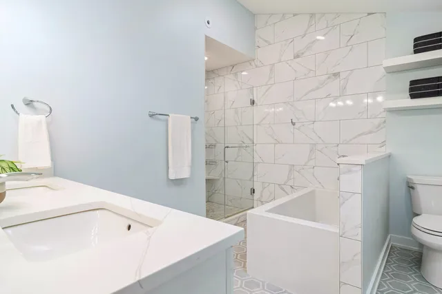 $950,000 | 1342 Pine Street, Glenview, IL 60025