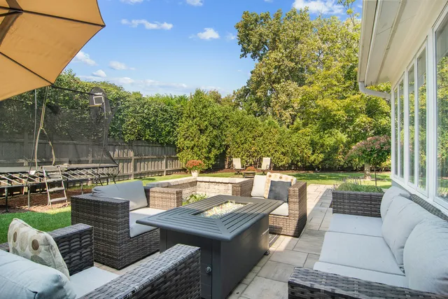 $950,000 | 1342 Pine Street, Glenview, IL 60025