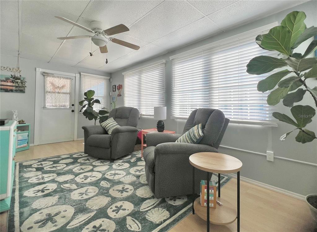 1100 South Belcher Road, Unit 604 Largo, FL 33771 - Photo 21 of 64 a living room with furniture